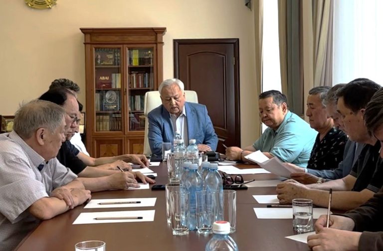 Жазушылар одағында балалар әдебиетіне арналған алқалы жиын өтті