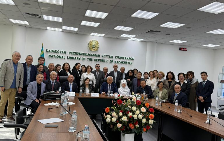 Бибігүл Иманғазинаның «Бибі-Сана» кітабының тұсаукесері және оқырмандармен кездесу кеші өтті