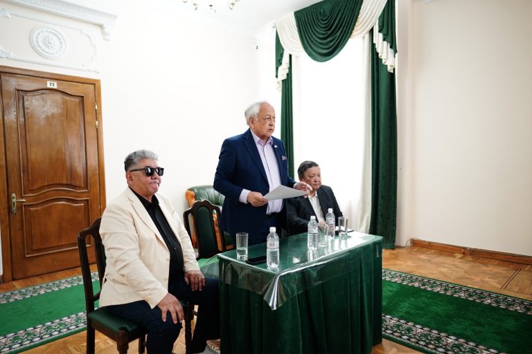 «Жас жазушылардың әдеби шеберлік мектебі» бастау алды