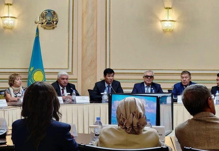 ВСТРЕЧА В РЕСПУБЛИКАНСКОМ ДОМЕ ДРУЖБЫ